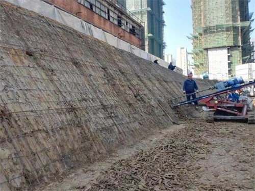 蒸湘建筑边坡支护